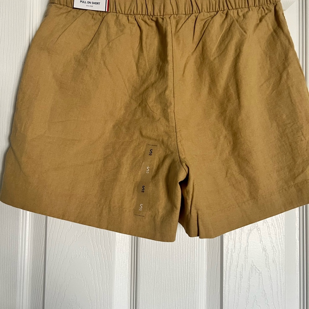 Tommy Hilfiger Tan Pull-On Shorts